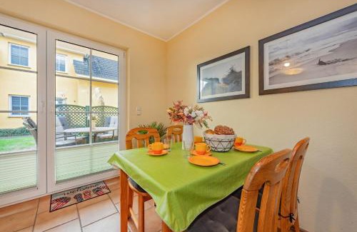Zinnowitz Apartment | Haus Sonnenidyll 05