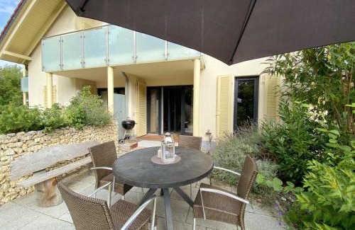 Thiessow Apartment | Haus Sterntaucher Whg 02 mit Terrasse