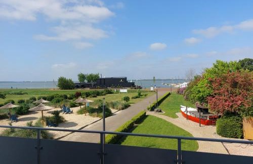 Lembruch Apartment | Haus Strandglück - Urlaub mit Blick auf den Dümmer See