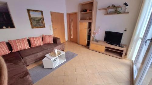 Solnhofen Apartment | Haus Talblick, am Waldrand