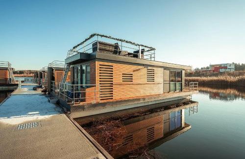 Klitten Boat Rental | Hausboot Möwenschiss