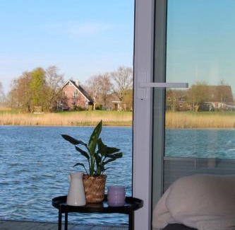 Wangerland Apartment | Hausboot Wangermeer Nordsonne11