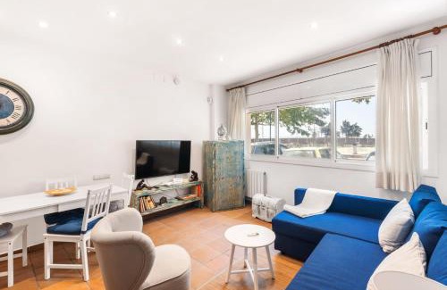 Sant Pol De Mar Apartment | Hauzify I Apartament Can Bou