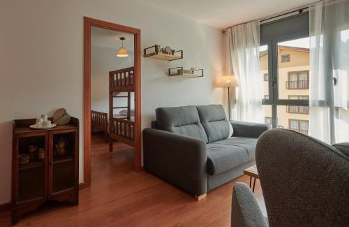 La Molina Apartment | Hauzify I Apartament Bella Molina