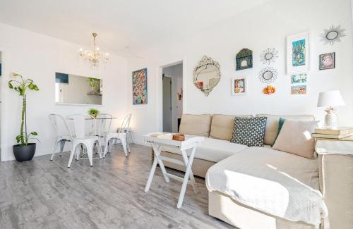 Cubelles Apartment | Hauzify I Apartament Zulú Cubelles