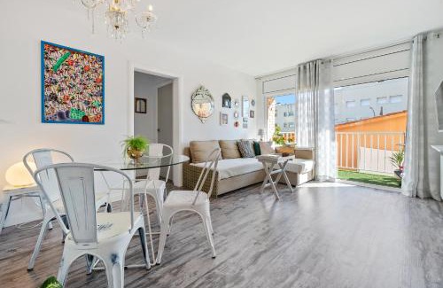 Cubelles Apartment | Hauzify I Apartament Zulú Cubelles