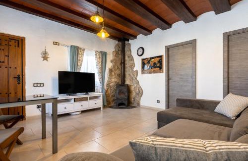 Costa Dorada House | Hauzify I Mas Blau