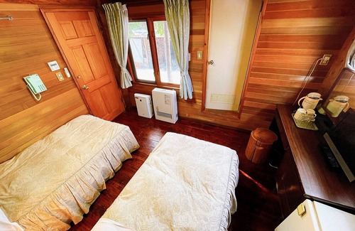 Hakuba House | Have dinner at your favorite restaurant Room wit/Kitaazumigun Nagano