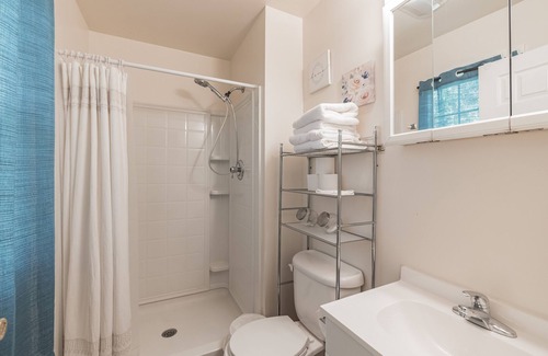 Martinsburg House | Have The Best Stay At Our Modern Art Gallery Home 3 Bedroom Home by Redawning