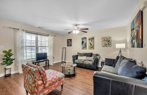 Martinsburg House | Have The Best Stay At Our Modern Art Gallery Home 3 Bedroom Home by Redawning