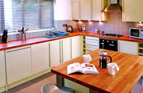 Carnon Downs Cottage | Haven - 5 star self catering cottage