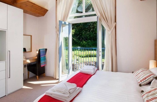 Carnon Downs Cottage | Haven - 5 star self catering cottage