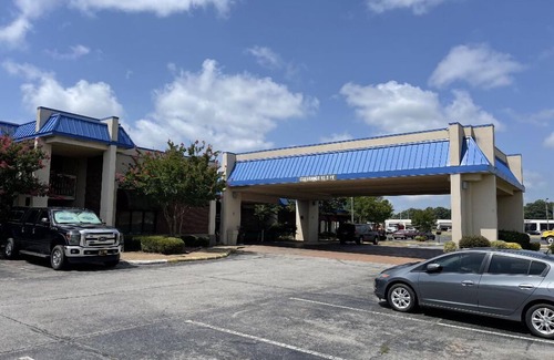 Jonesboro Hotel | Haven Hotel By OYO Jonesboro University Area