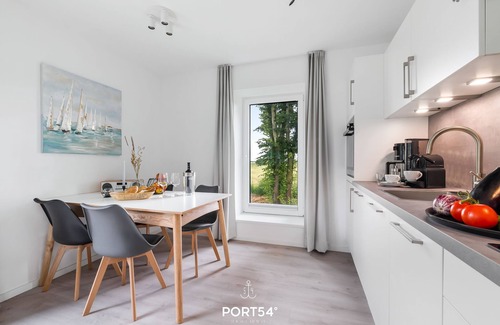 Emmelsbull Apartment | Haven of peace - for 4 people, on the North Sea, idyllic, rural