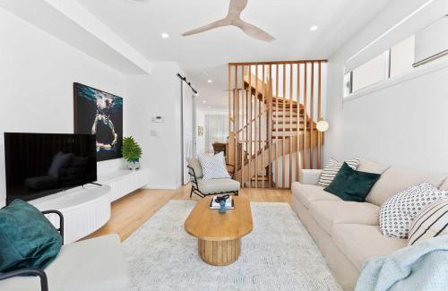 Currumbin House | Haven On Hooper