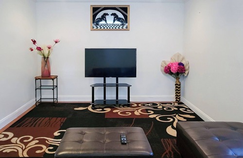 Hybla Valley House | Haven Place, Alexandria