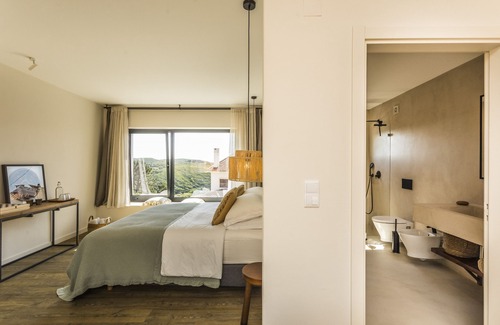 Almocageme Villa | Haven Villa by CadenzLux