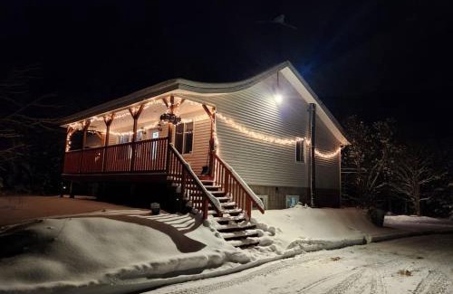 Lac-Swell Ski Chalet | Havre de détente avec foyer et spa