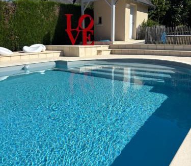 Sache House | Havre de paix avec piscine