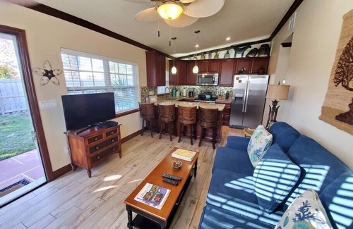 Port Canaveral Apartment | Hawaiian Cottage-Constant Heated Pool,East of A1A!