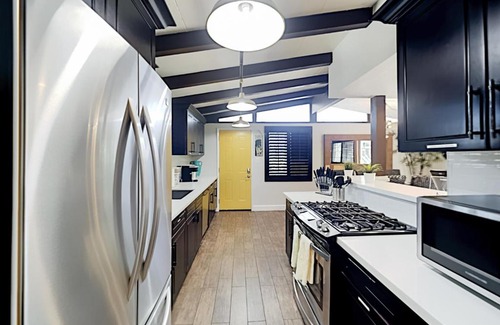 Hermosa Village House | Hawaiian Paradise