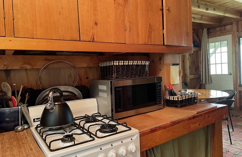 Cooperstown - Otsego Lake Cottage | Hawk Nest - Lakefront - Beach - Sunsets - Fire Ring!