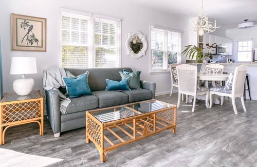 Marathon Villa | Hawks Cay Island Retreat - Duck Key - Pool & Patio