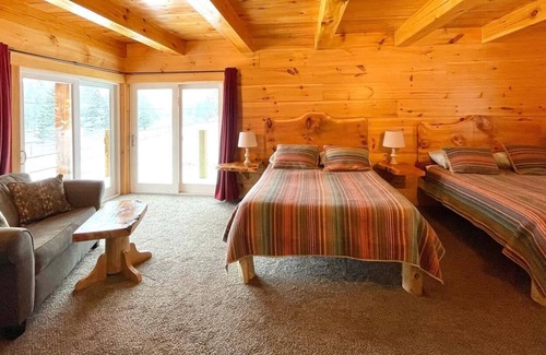 The Forks Cabin | Hawks Nest Lodge And Restaurant