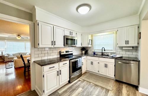 Marion House | Hawks Nest
