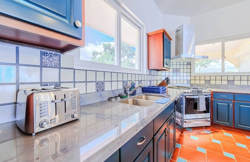 Sittee River House | Hawkz House Unit 2: Oceanfront 3-bedroom House with pool,AC, and wifi