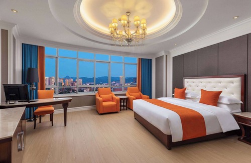 Luxi Hotel | Hawthorn by Wyndham Dehong Mangshi