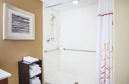Barton Hotel | Hawthorn Extended Stay by Wyndham Saint Clairsville