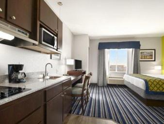Midland Hotel | Hawthorn Extended Stay by Wyndham Midland