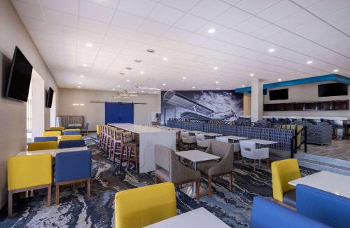 Wichita Hotel | Hawthorn Extended Stay by Wyndham Wichita Airport