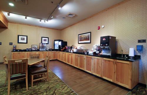 Minot Hotel | Hawthorn Extended Stay by Wyndham Minot