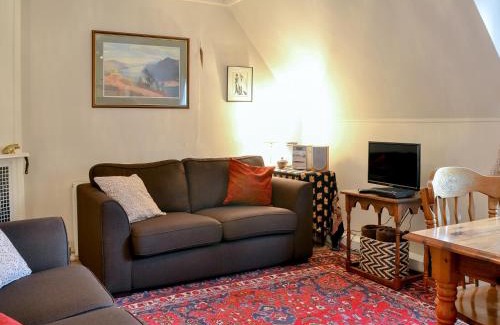 Llanddona House | Hawthorn