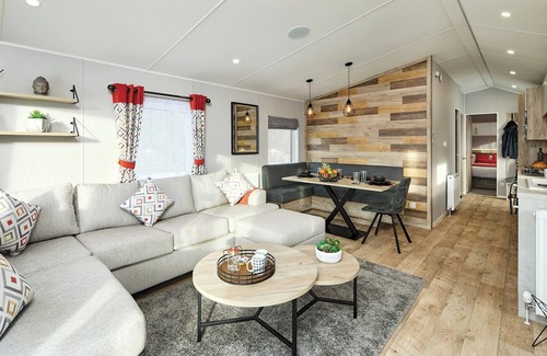 Hayling Island House | Hayling Island Gold+ 2 Bed Caravan Pet SM006