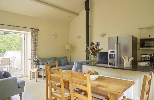 Totnes Cottage | HAYTOR COTTAGE, luxury holiday cottage, with pool in Cornworthy