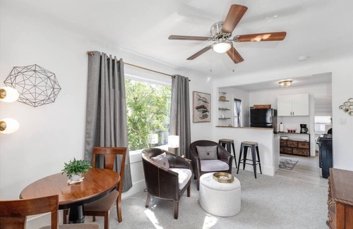 Hazel Park House | Hazel Park Comfy Cottage