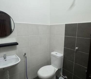 Banting House | Hazzani Homestay KLIA