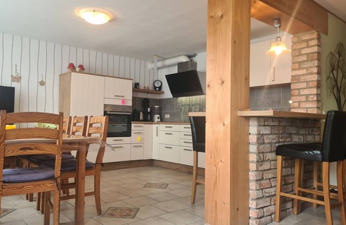 Kroepelin Apartment | HB Landhaus am Bauernhof in Ostseeland - 4-room country house with barbecue terrace