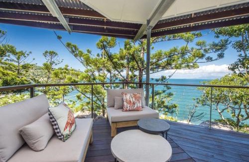 Picnic Bay House | Headland House