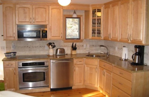Amagansett Dunes Cottage | Hear Waves Crashing From Home - Steps To Private Ocean Beach
