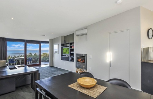 Port Fairy Villa | Hearns Beachside Villa 1