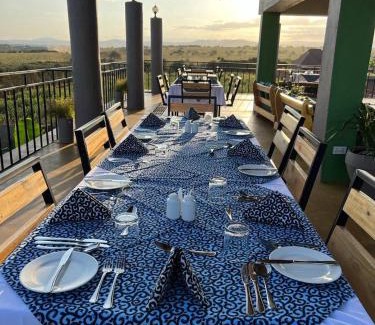Mto wa Mbu Hotel | Heart and Soul Lodge