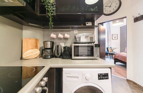 Csarnok negyed Apartment | Heart inn -Heart of city
