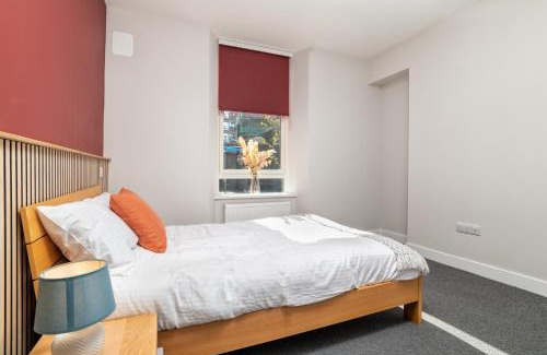 Aberdeen West End Apartment | Heart of Aberdeen * Ground Floor
