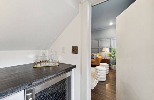 Midtown House | Heart of Ardsley : 4 BR, 3.5 BA in Savannah, Sleeps 8