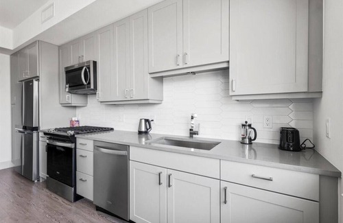 West End Hotel | Heart of Austin Suites