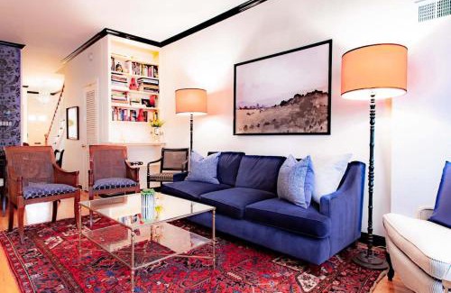 Capitol Hill Apartment | Heart of Capitol Hill Row House Luxury & Location